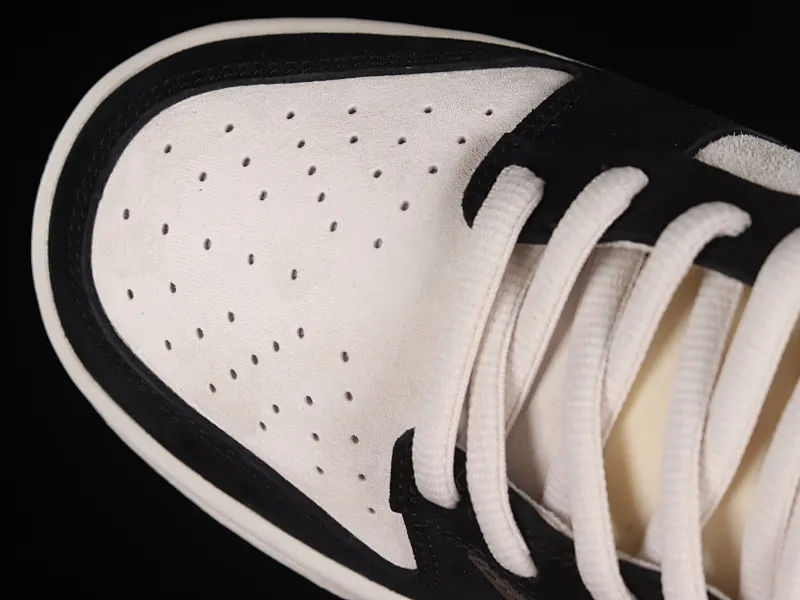 All Categories Nk SB Dunk Series Nk SB Dunk Low Low-top sneakers Nk SB Dunk Low World Cup themed SB low-top sports and leisure sneakers CU1726-990